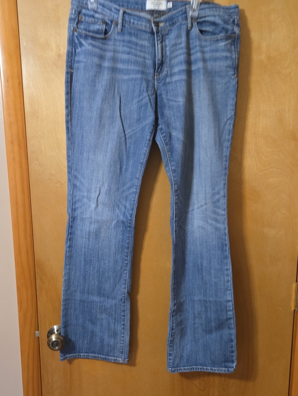 Abercrombie & Fitch Women's Light Blue Flare Jeans